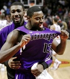 International Roundup: Tyreke Evans, Dirk, Aleks Marić