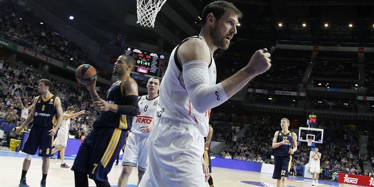 Real Madrid qualified for the Euroleague Playoffs with a blowout win against Alba Berlin